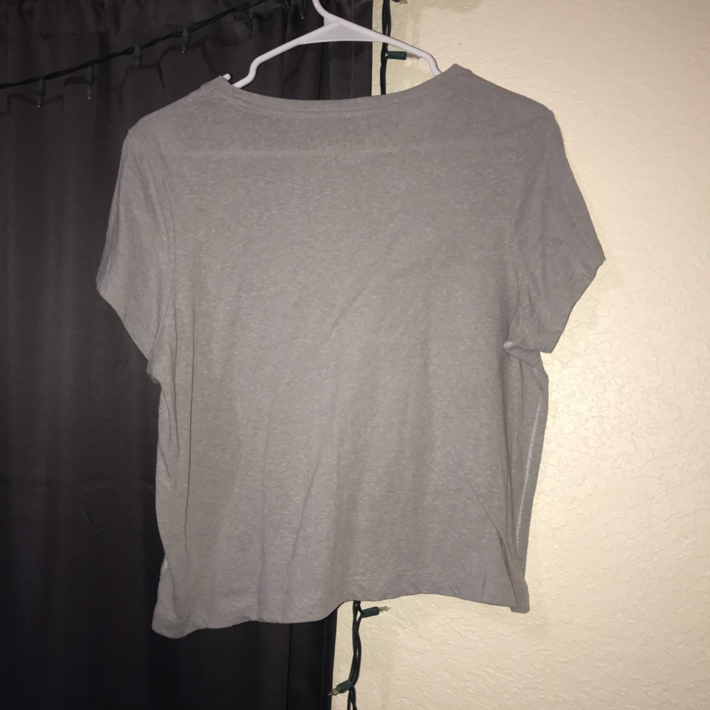 COMFY GRAY TOP - Picture 3 of 3